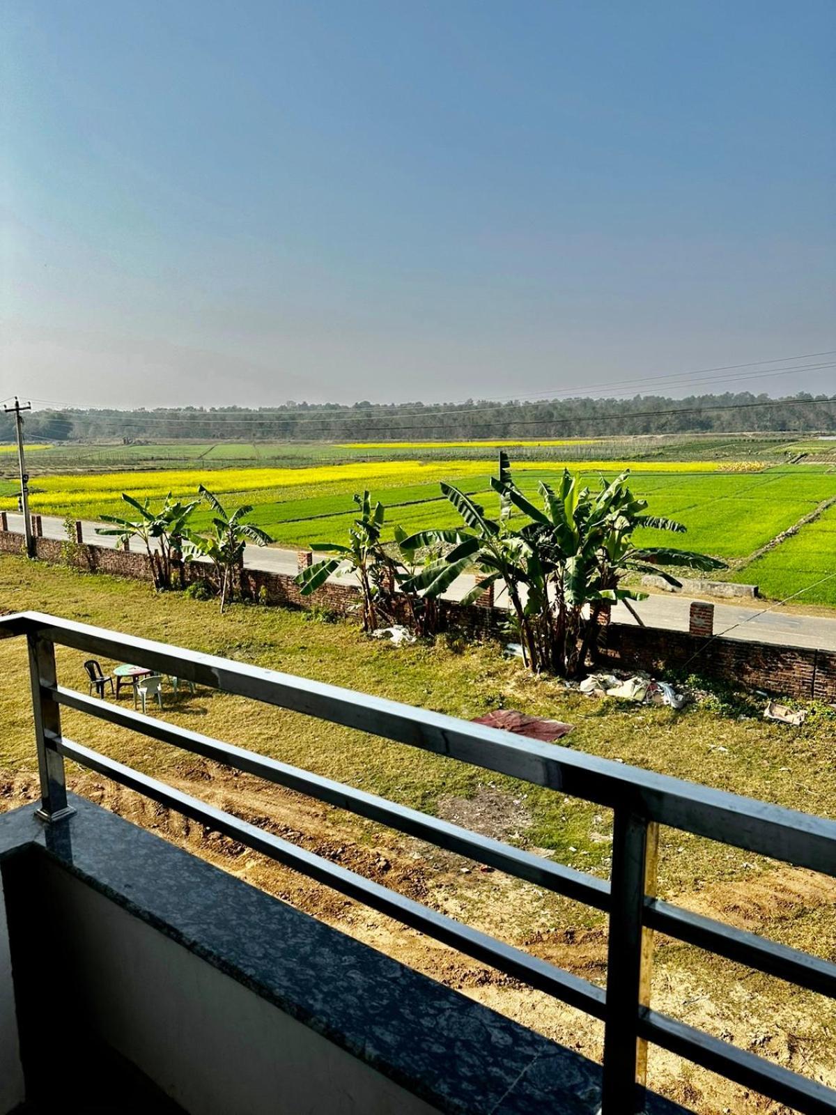 Hotel Hot Pot, Dhangadhi Exterior foto