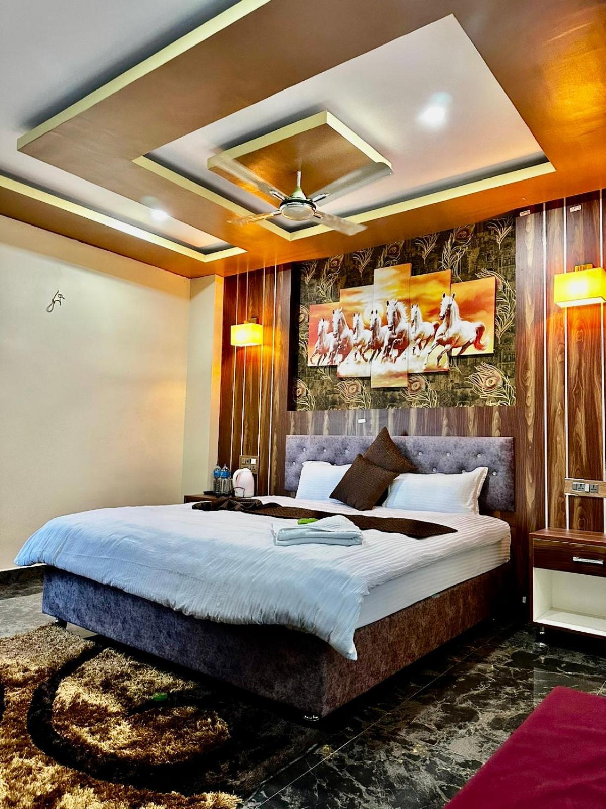 Hotel Hot Pot, Dhangadhi Exterior foto