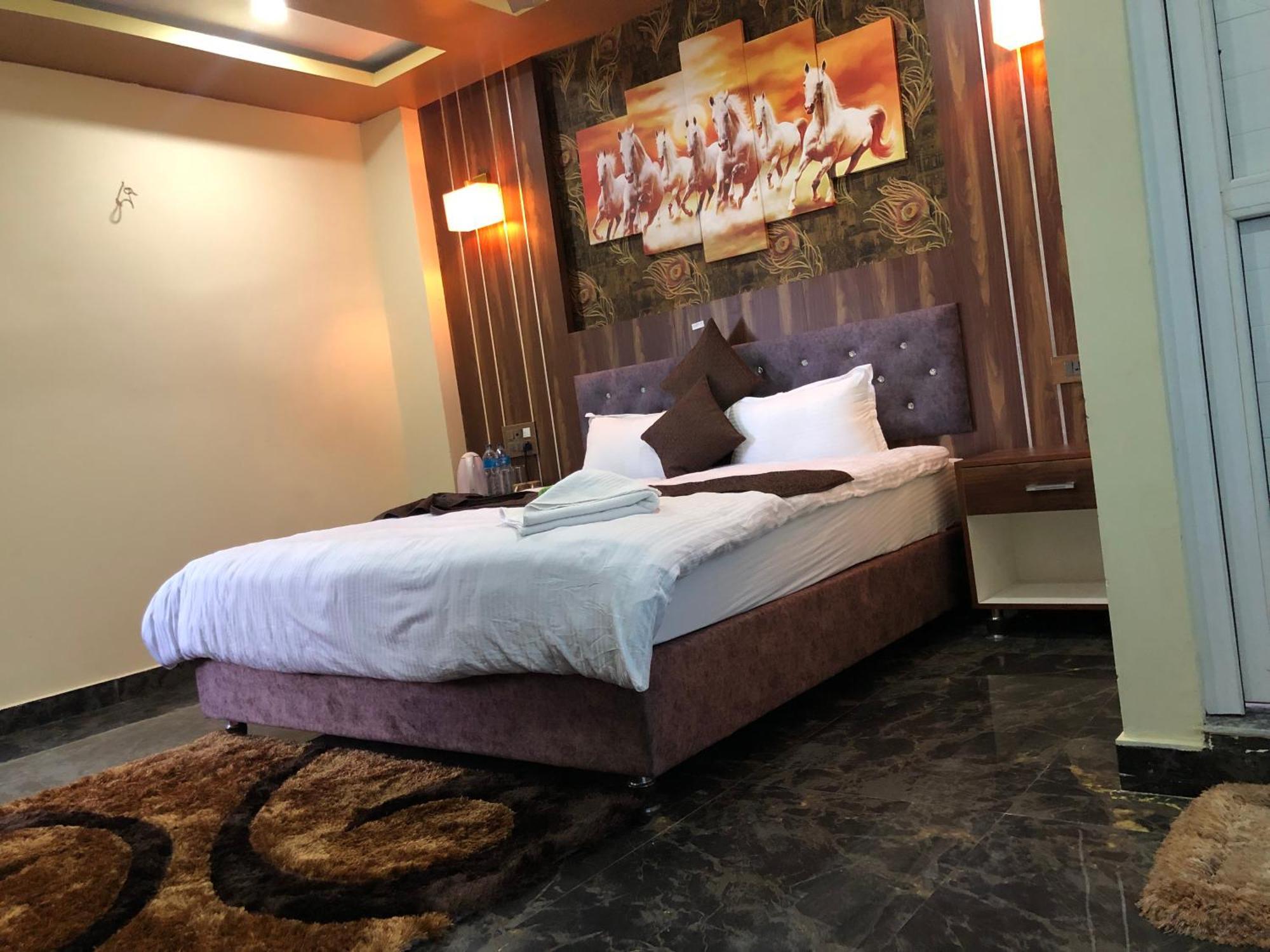 Hotel Hot Pot, Dhangadhi Exterior foto